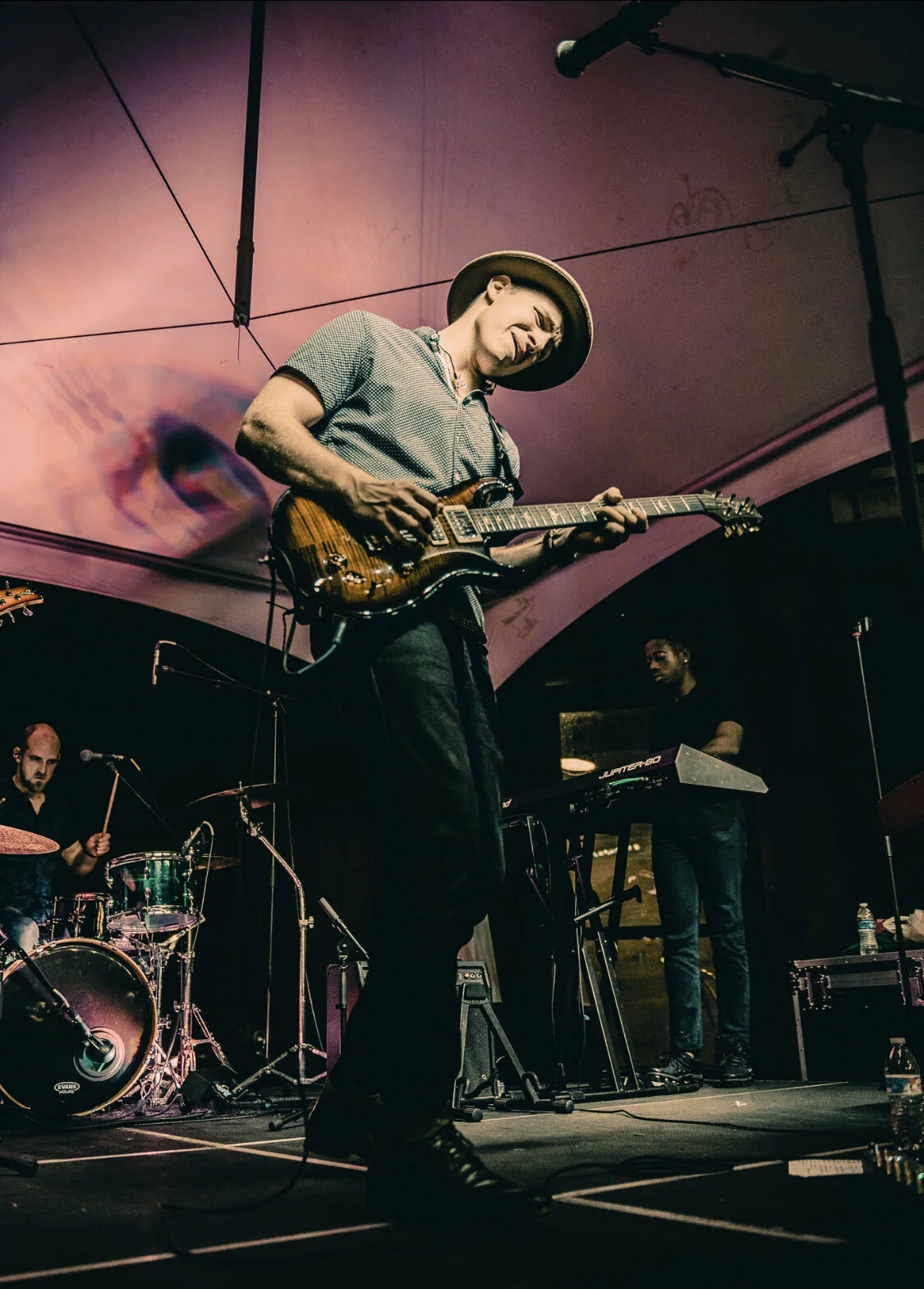 Zach Bedell performing live